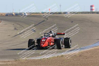 media/Oct-15-2023-CalClub SCCA (Sun) [[64237f672e]]/Group 3/Qualifying/